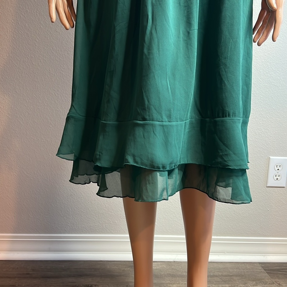 🛍️ 4 for $25 Green Layered Midi Skirt - 2XL - Picture 9 of 9
